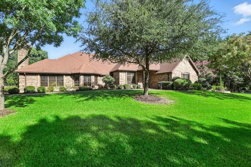 2202 Lakeforest Dr, Weatherford, TX, 76087-7803 | Card Image