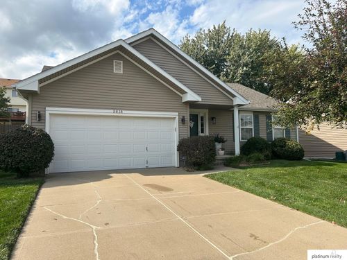 5818 S 158th St, Omaha, NE, 68135-2962 | Card Image