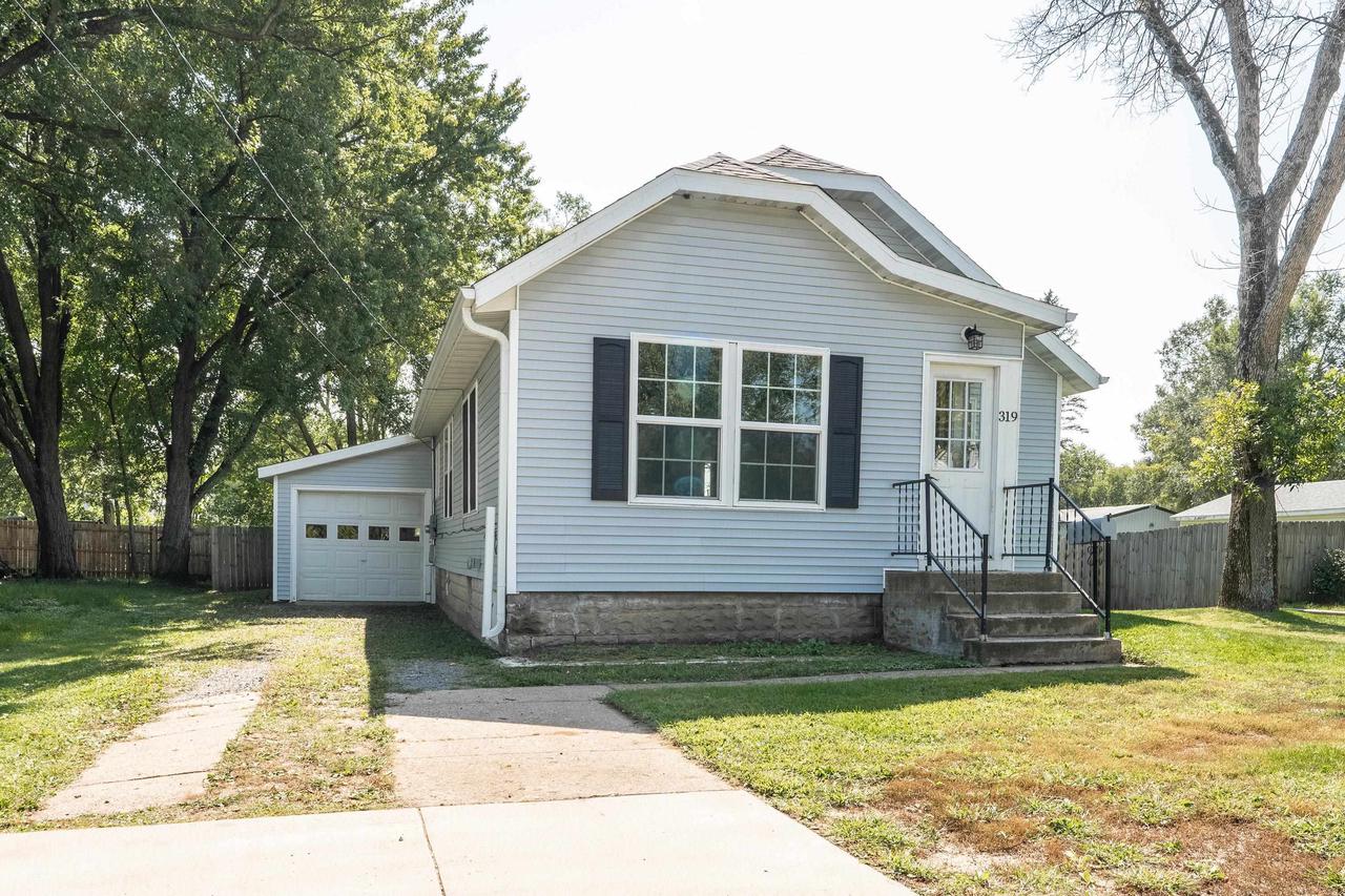 Wood Ave, Nekoosa, WI 54457
