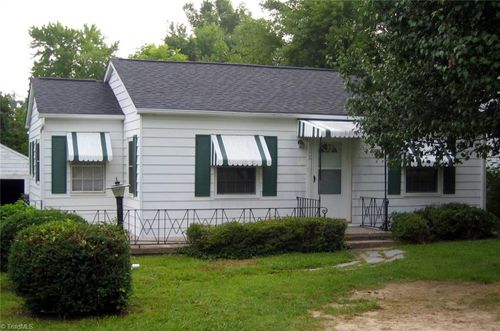 312 Chapel Hill Road, Burlington, NC, 27215 | Card Image