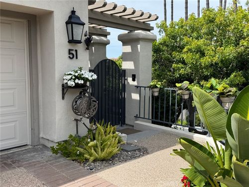 51 Seabrook Cv, Newport Beach, CA, 92660-6232 | Card Image