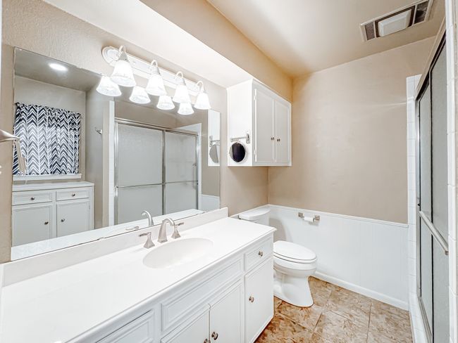 1420 Bowie Cir, House other with 3 bedrooms, 2 bathrooms and null parking in Corsicana TX | Image 23