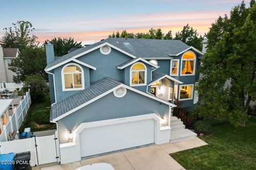 5334 S Castlegate Dr, Murray, UT, 84117-7363 | Card Image