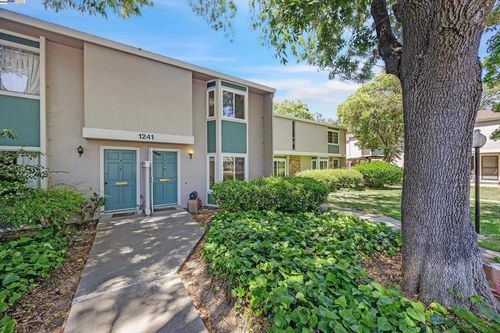 apt-f-1241 Pine Creek Way, Concord, CA, 94520-3643 | Card Image