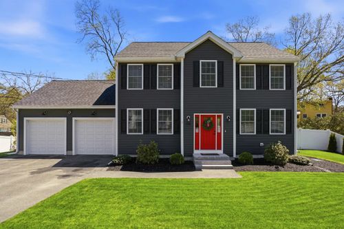 119 Westwood Dr, Nashua, NH, 03062-3422 | Card Image