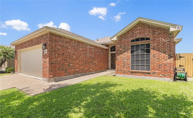 3613 Berkeley Dr, House other with 3 bedrooms, 2 bathrooms and 2 parking in Corpus Christi TX | Image 20