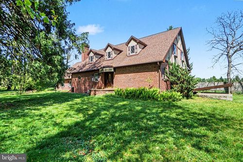 1 Barnitz Rd, CARLISLE, PA, 17015-7680 | Card Image