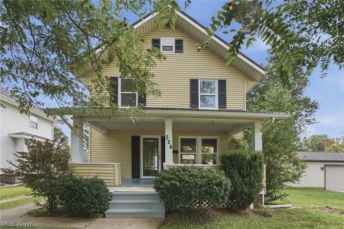 324 Tuscarawas Ave Nw, Brewster, OH, 44613-1032 | Card Image