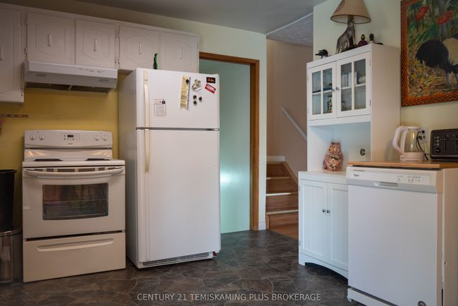 181 Carter Blvd, House other with 4 bedrooms, 2 bathrooms and 3 parking in North Cobalt ON | Image 5