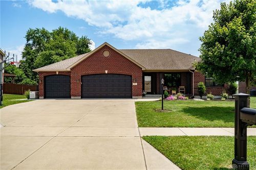 116 Eagle Ridge Dr, Carlisle, OH, 45005-3096 | Card Image