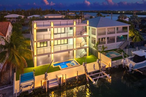 3 Evergreen Ave, Key West, FL, 33040-6244 | Card Image