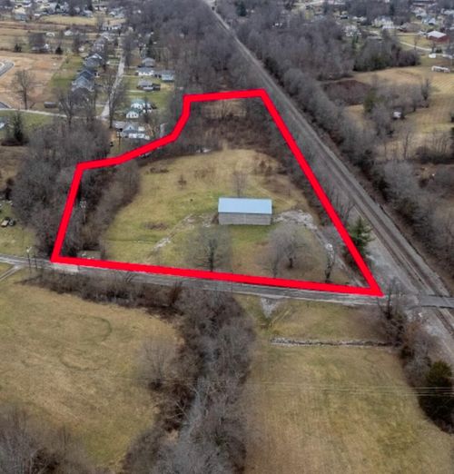 681 Knob Lick Rd, Junction City, KY, 40440-9003 | Card Image