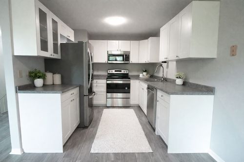 7501 Upper 167th St, Lakeville, MN, 55044-7438 | Card Image