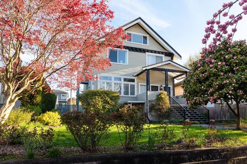 111 E 61st Ave, Vancouver, BC, V5X2B3 | Card Image