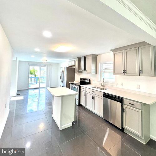 351 Liberty St, HAGERSTOWN, MD, 21740-4930 | Card Image