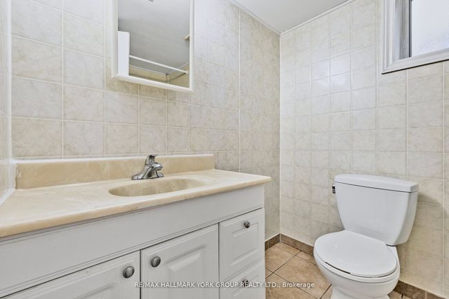 LOWER - 103 Micmac Cres, House attached with 2 bedrooms, 1 bathrooms and 1 parking in North York ON | Image 16