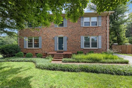 1601 Heraldry Ln, Greensboro, NC, 27455-9202 | Card Image