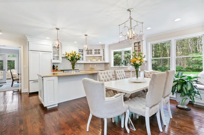 127 Danforth Dr, House other with 4 bedrooms, 3 bathrooms and null parking in New Canaan CT | Image 5
