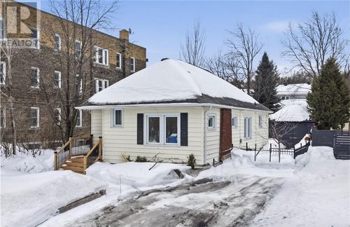 111 Kingsmount Blvd, Sudbury, ON, P3E1K8 | Card Image