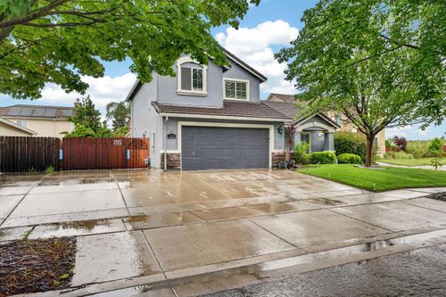 145 Montana Ct, Yuba City, CA, 95991-8474 | Card Image