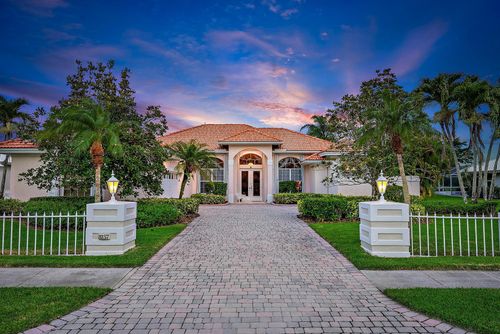 8157 Se Double Tree Dr, Hobe Sound, FL, 33455-8242 | Card Image