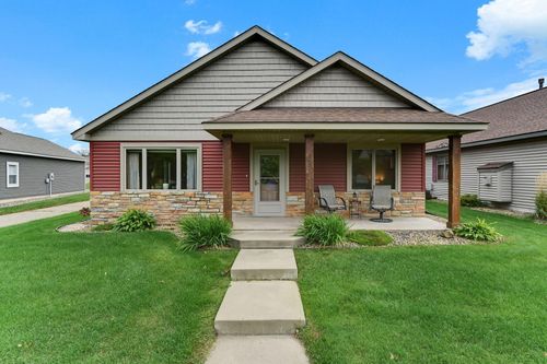 1836 Greenwood Valley Dr, River Falls, WI, 54022-4876 | Card Image