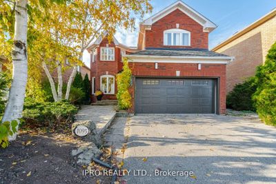 1095 Old Oak Dr, House other with 4 bedrooms, 4 bathrooms and 4 parking in Oakville ON | Image 1