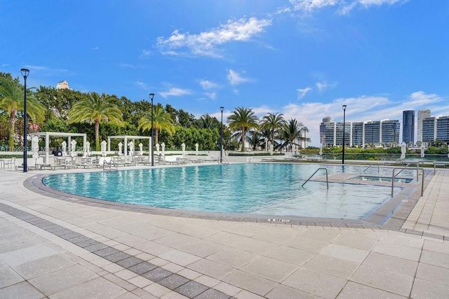 APT-2607 - 3201 Ne 183 Rd St, Condo with 3 bedrooms, 3 bathrooms and null parking in Aventura FL | Image 64