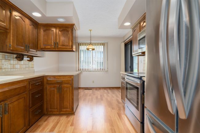 D1 - 201 Carol Ct, Condo with 2 bedrooms, 2 bathrooms and 1 parking in Pontiac IL | Image 8