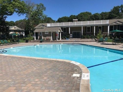 2104b-1 Brookwood Dr, Coram, NY, 11727-2840 | Card Image