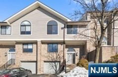 23 Mount Vernon Sq, Verona, NJ, 07044-2924 | Card Image