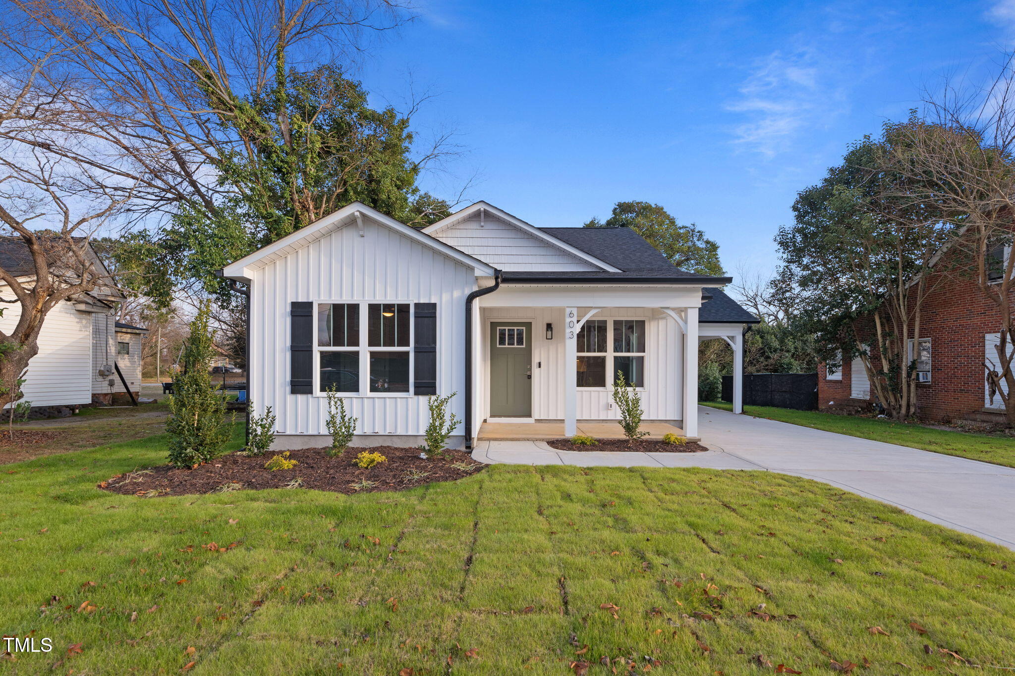 Magnolia Ave, Dunn, NC 28334