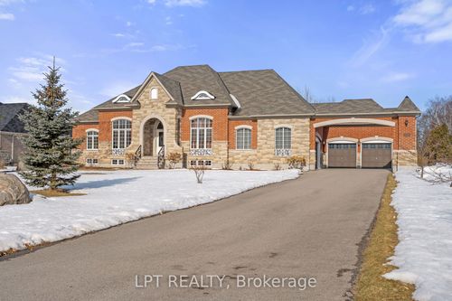 18 Wolford Crt, Keswick, ON, L4P0B1 | Card Image