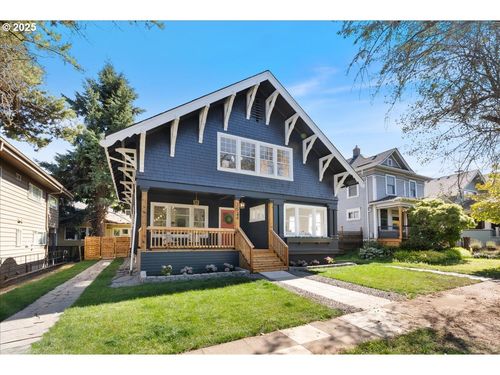 2524 Ne Halsey St, Portland, OR, 97232-1699 | Card Image