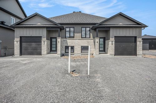 b-87 Helen Street, North Stormont, ON, K0A1R0 | Card Image