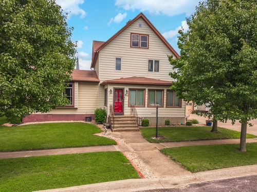 415 N 4th St, Chatsworth, IL, 60921-9317 | Card Image