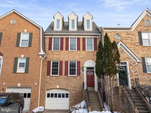 2048 Pieris Ct, VIENNA, VA, 22182-3914 | Card Image