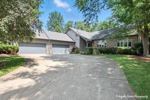 5904 Whiting Dr, McHenry, IL, 60050-1703 | Card Image