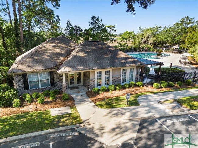 Pool House | Image 25