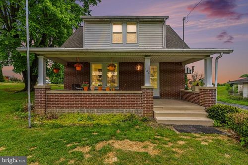 186 W York St, BIGLERVILLE, PA, 17307-9701 | Card Image