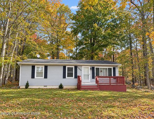 7506 Crestview Dr, Tobyhanna, PA, 18466-3505 | Card Image