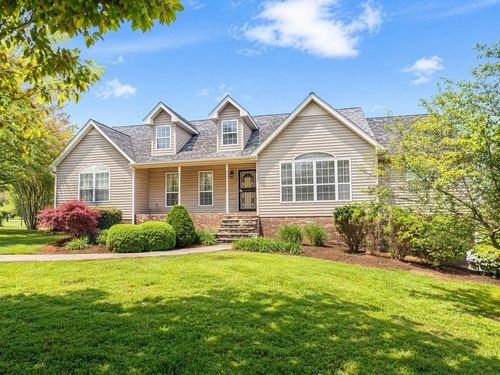 3993 Cecil Farm Rd, Mount Pleasant, TN, 38474-2917 | Card Image