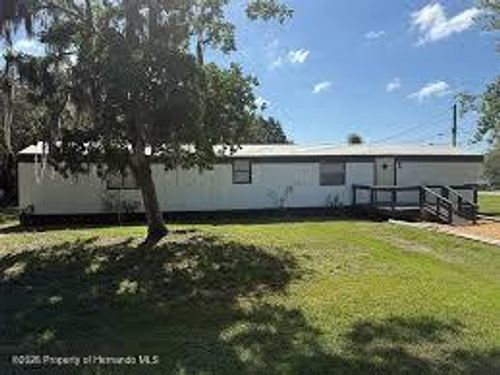 9444 Loras St, New Port Richey, FL, 34654-1153 | Card Image
