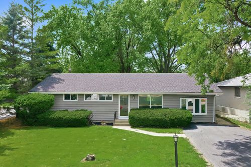 221 Sky Hill Rd, Wauconda, IL, 60084-1956 | Card Image