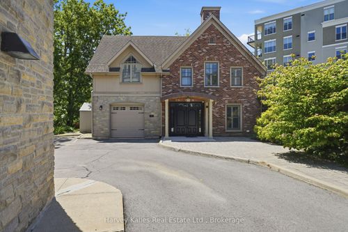 7-4 Bridge St, Picton, ON, K0K2T0 | Card Image
