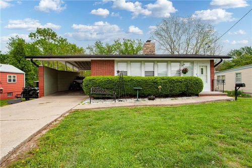 705 N 17th St, Lexington, MO, 64067-1127 | Card Image