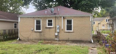 2322 S 9 Th Street, House other with 2 bedrooms, 1 bathrooms and null parking in Springfield IL | Image 3