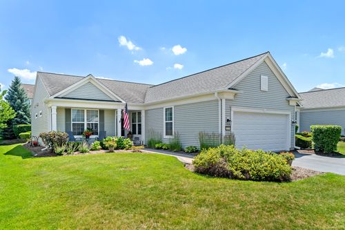3251 Ravinia Cir, Mundelein, IL, 60060-6025 | Card Image