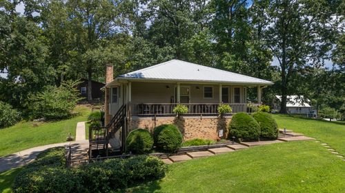 327 Russwood Dr, Springville, TN, 38256-4846 | Card Image