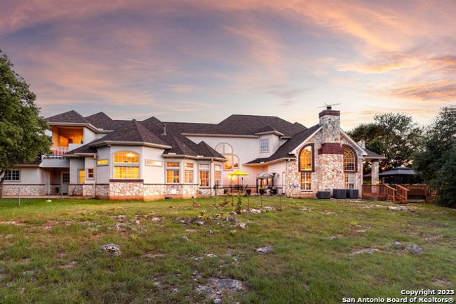 8040 Rolling Acres Trail, House other with 4 bedrooms, 3 bathrooms and null parking in Fair Oaks Ranch TX | Image 48